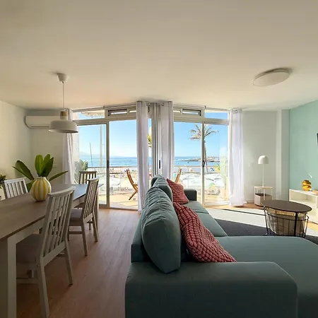 Beachfront Canteras 78 アパート *